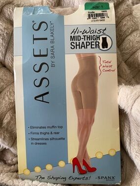 ASSETS by Sara Blakely Hi-Waist Mid-Thigh Shaper in Nude size 3